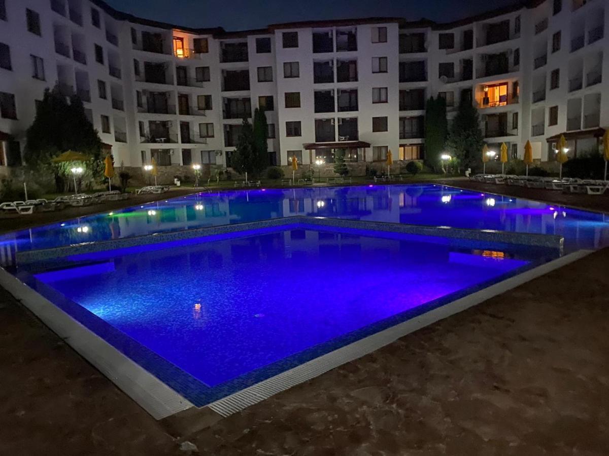 3 Room Family Apartment With Pool View Nesebar Exteriér fotografie