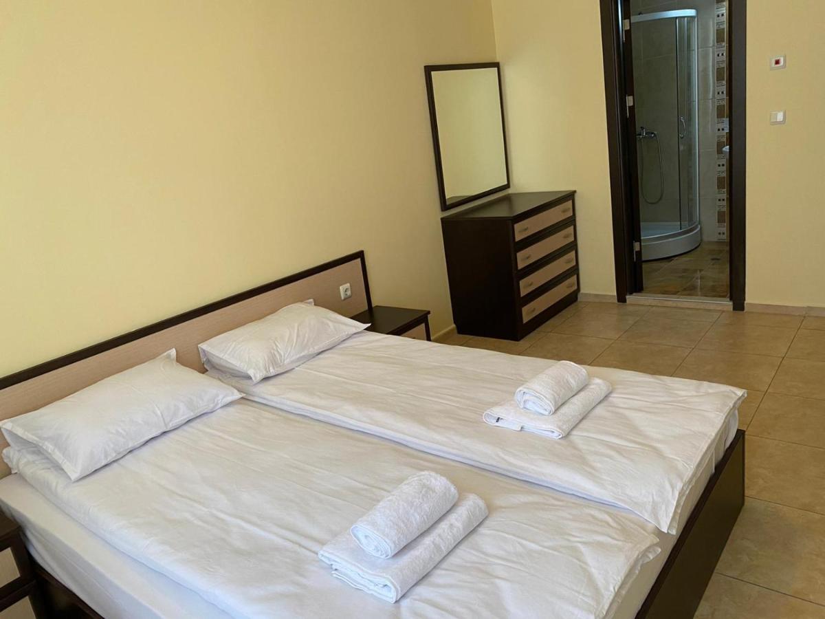3 Room Family Apartment With Pool View Nesebar Exteriér fotografie